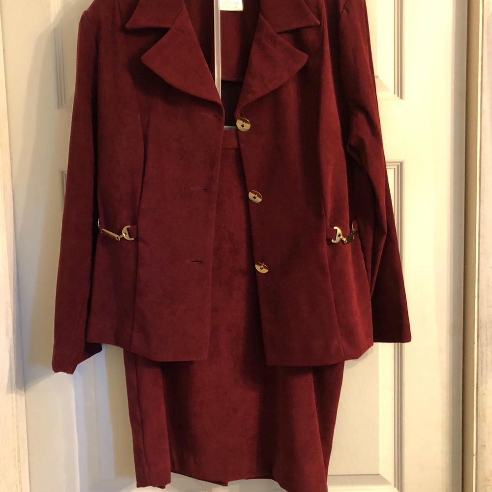 R&K Original Petite Burgandy Suit with skirt size 16